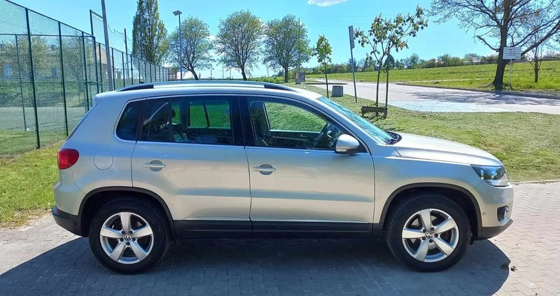 Volkswagen Tiguan cena 52900 przebieg: 189300, rok produkcji 2012 z Bielawa małe 277